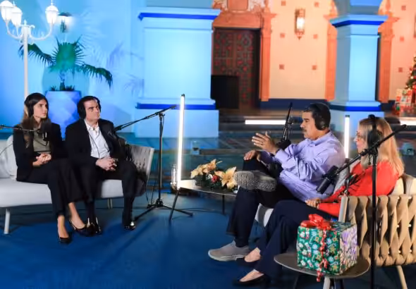 Venezuelan diplomat Alex Saab and his wife Camila Fabri interviewed on Maduro Podcast hosted by President Nicolás Maduro and First Lady and National Assembly Deputy Cilia Flores. Photo: Presidential Press.