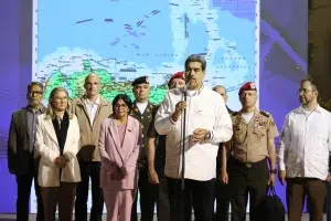 Venezuelan President Nicolás Maduro addresses the press upon his arrival at the Simón Bolívar International Airport after meeting with Guyanese President Mohamed Irfaan Ali in St. Vincent and the Grenadines, December 14, 2023. Photo: X/@NicolasMaduro.