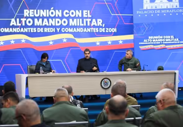 Venezuelan President Nicolás Maduro, accompanied by Vice President Delcy Rodríguez and Defense Minister Vladimir Padrino, addresses the Military High Command in Miraflores Palace, Caracas, December 16, 2023. Photo: Presidential Press.