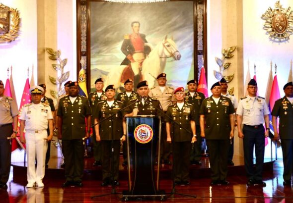 Venezuelan Defense Minister Vladimir Padrino joined by the high military command while reading a statement condemning recently revealed terrorist plots linked to the US DEA and CIA on Tuesday, January 22, 2024. Photo: X/Educacion_MPDD.