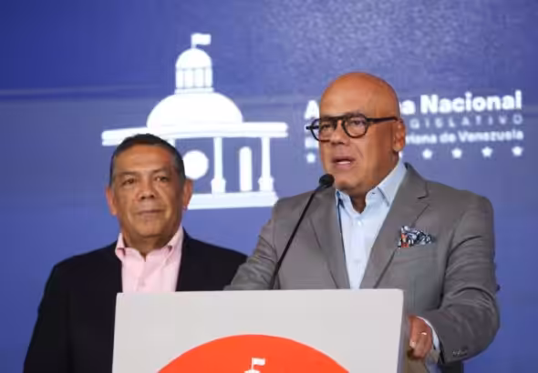The president of the Venezuelan National Assembly, Deputy Jorge Rodriguez, head of the Venezuelan government delegation to the dialogue with the opposition, addresses a press conference, January 29, 2024. Photo: Últimas Noticias.