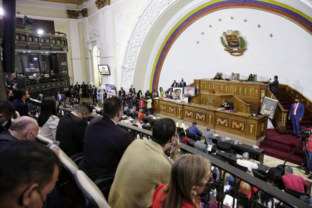 Consultation held in the National Assembly on the law to regulate finances and activities of NGOs in Venezuela. Photo: EFE.