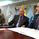 Former Venezuelan comptroller general Elvis Amoroso (center) alongside attorney general Tarek William Saab (right) and ombudsperson Alfredo Ruiz during a meeting in 2019. File photo.