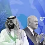 Photo composition: Mohammed bin Salman (left), Benjamin Netanyahu (right) and in the background the flags of Saudi Arabia and Israel. Photo: Al Mayadeen - English.