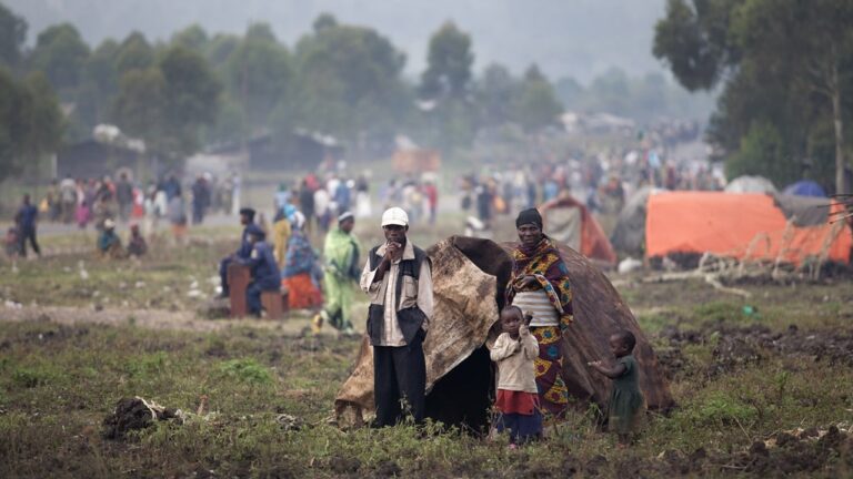 A camp set up by displaced people fleeing fighting between the FARDC and M23 near Goma in 2012. Photo: MONUSCO via Flickr.