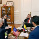 Colombian President Gustavo Petro looking at his translator during a meeting with Biden's Special Advisor for Western Hemisphere Juan González and US National Security Deputy Advisor John Finer, at the Nariño Palace in Bogota, February 5, 2024. Photo: X/@infopresidencia.