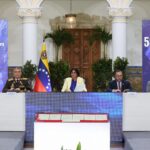 Venezuelan Vice President Delcy Rodríguez (center), accompanied by Defense Minister Vladimir Padrino López, Foreign Affairs Minister Yvan Gil, and other government officials, make her statements on the 58th anniversary of the signing of the Geneva Agreement of 1966, Caracas, February 17, 2024. Photo: X/@ViceVenezuela.