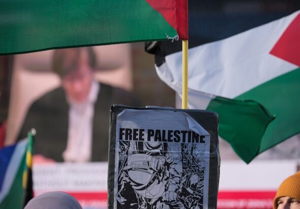 Pro-Palestine demonstration outside the headquarters of the International Court of Justice in The Hague, Netherlands, January 26, 2024. Photo: AP.