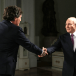 US journalist Tucker Carlson with Russian President Vladimir Putin in Moscow on Feb. 6 for an interview that aired on Feb. 8. Proto: Kremlin.