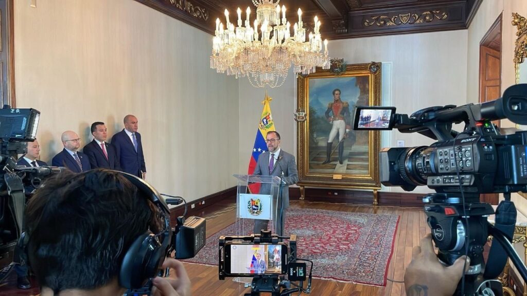 Venezuelan Foreign Minister Yván Gil during a press conference in Caracas, announcing the closing of activities of the Technical Advisory Office of the United Nations High Commissioner for Human Rights in Caracas, on Thursday, February 15, 2024. Photo: Venezuelan Foreign Affairs Ministry.