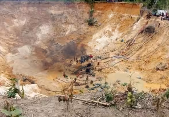 View of the Bulla Loca illegal gold mine in Bolivar state after the tragedy that took the lives of 16 miners. Photo: Union Radio.