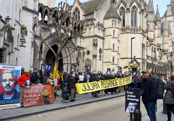 Assange supporters outside the Royal Courts of Justice in London during his appeal hearing in late February. Photo: Joe Lauria.