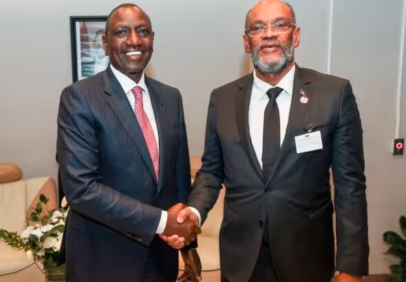Kenyan President William Ruto (left) with de facto Haitian Prime Minister Ariel Henry in New York on September 21, 2023. Photo: PCS.