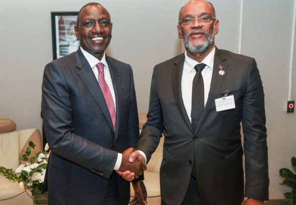 Kenyan President William Ruto (left) with de facto Haitian Prime Minister Ariel Henry in New York on September 21, 2023. Photo: PCS.