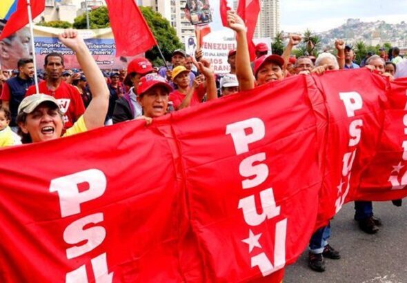 PSUV supporters march in Caracas, Venezuela. Photo: Correo del Orinoco.