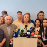 Venezuelan opposition candidates give press conference. Photo: Misión Verdad.