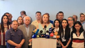 Venezuelan opposition candidates give press conference. Photo: Misión Verdad.