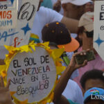 Venezuelans march after the declaration of results of the consultative referendum on the Essequibo, held on December 3, 2023. Photo: Latin American Post.