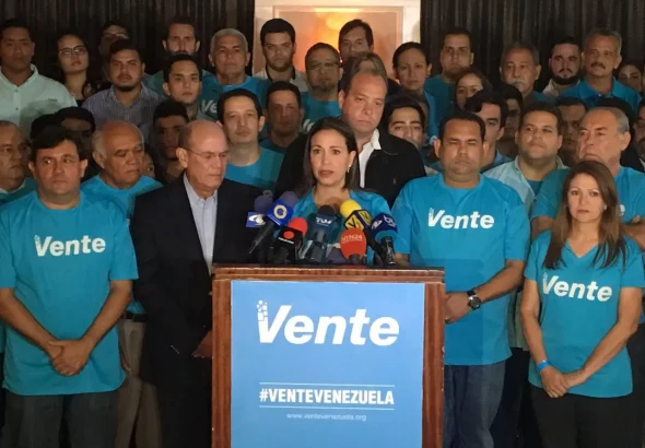 María Corina Machado giving statements to the press alongside members of her far-right opposition party, Vente Venezuela. Photo: Vente Venezuela/File photo.