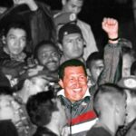 Iconic photo, in black and white format with colorized Venezuelan President Hugo Chávez after returning to Miraflores Palace in the aftermath of the failed far-right coup launched by US-backed opposition forces. Photo: El Perro y la Rana/File photo.