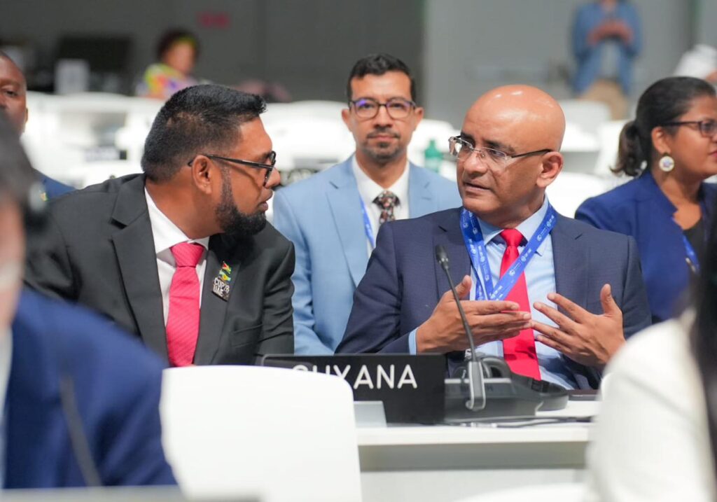 Guyanese President Irfaan Ali (left) and Vice President Bharrat Jagdeo (right). File photo.