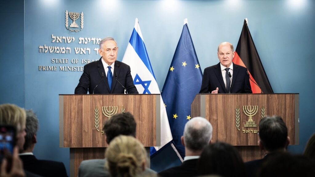 German Chancellor Olaf Scholz (Right) with Israeli PM Benjamin Netanyahu (Left). Photo: Chancellor's Office.
