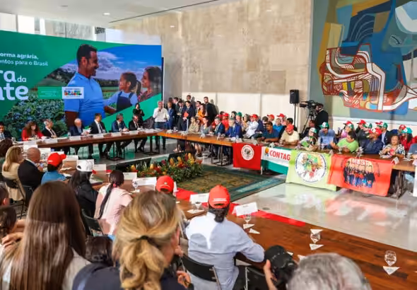 The Terra da Gente Program was launched in Brasilia last Monday. Photo: Valter Campanato/Agência Brasil.