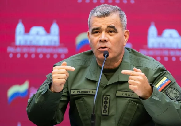 Venezuelan Defense Minister Vladimir Padrino issuing statements to the press. Photo: Venezuela's Presidential Press/File photo.