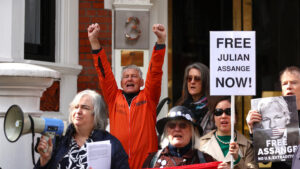 Protesters demand the release of WikiLeaks founder Julian Assange. Photo: Peter Nicholls/Getty Images.