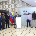 Venezuelan Foreign Affairs Minister Yván Gil welcomes delegates before the start of the Caribbean Regional Seminar of the United Nations Special Committee on Decolonization, in Caracas, May 15, 2024. Photo: MPPRE.