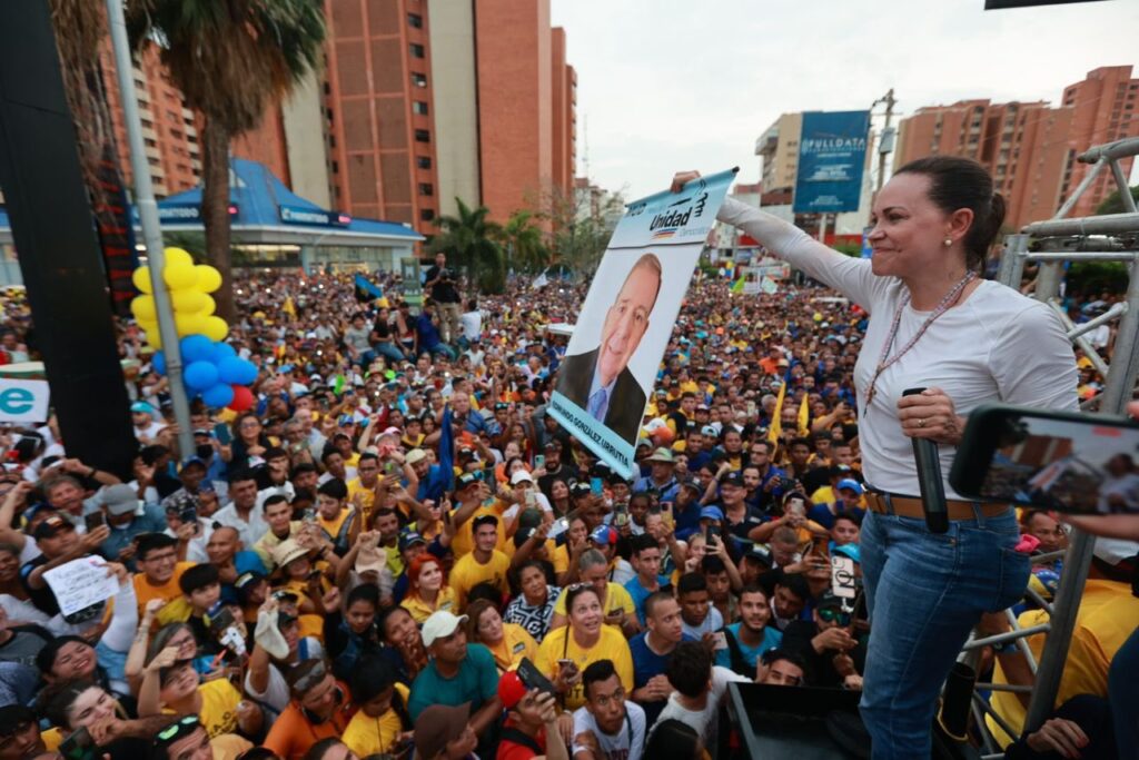 Far-right Venezuelan politician María Corina Machado in a campaign rally at Street 72nd in Maracaibo, Zulia state, on Tuesday, May 2, 2024. Photo: X/@ConVzlaComando.