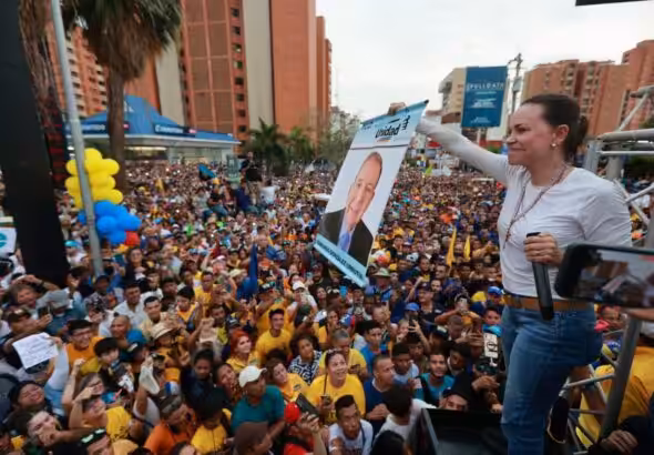 Far-right Venezuelan politician María Corina Machado in a campaign rally at Street 72nd in Maracaibo, Zulia state, on Tuesday, May 2, 2024. Photo: X/@ConVzlaComando.