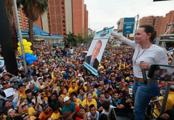 Far-right Venezuelan politician María Corina Machado in a campaign rally at Street 72nd in Maracaibo, Zulia state, on Tuesday, May 2, 2024. Photo: X/@ConVzlaComando.