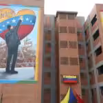 Housing at the Padre Jorge Rodríguez neighborhood in Antimano, Caracas. Photo: Instagram/@carmentmelendezr.