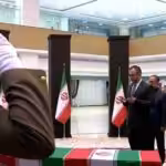 Venezuelan Foreign Minister Yván Gil, escorted by the Venezuelan ambassador in Iran, José Rafael Silva, paying tribute to the martyred Iranian President Ebrahim Raisi in Tehran, Iran, on Wednesday, May 22, 2024. Photo: Venezuelan Ministry for Foreign Affairs.