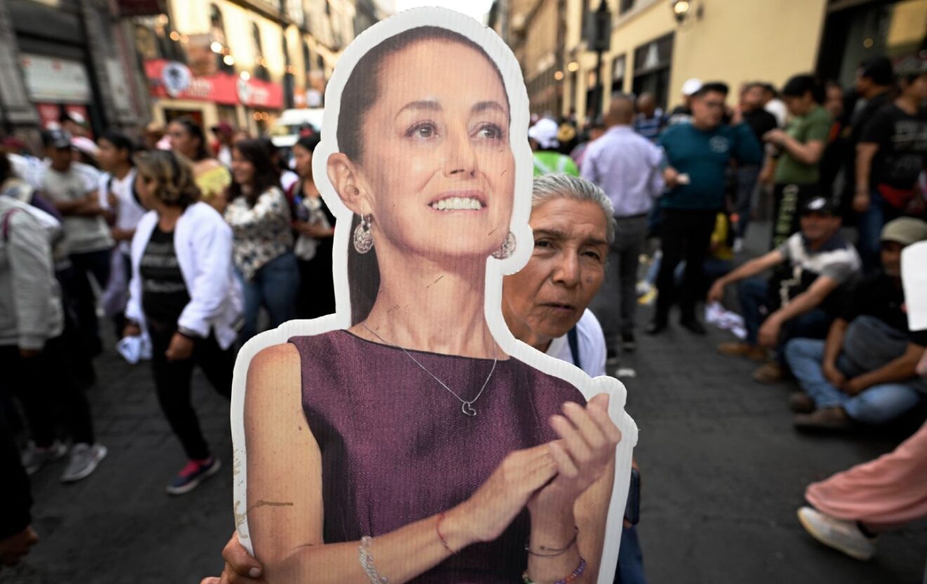 Supporters of Mexican presidential candidate Claudia Sheinbaum attend a rally in Mexico City on March 1, 2024. Photo: Alfredo Estrella/AFP.