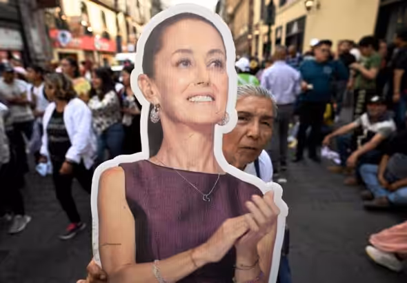 Supporters of Mexican presidential candidate Claudia Sheinbaum attend a rally in Mexico City on March 1, 2024. Photo: Alfredo Estrella/AFP.