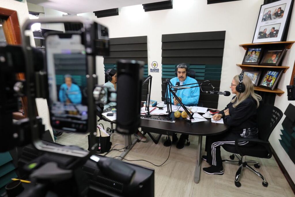 Venezuelan President Nicolás Maduro and First Lady and National Assembly Deputy Cilia Flores on the radio program Con Maduro De Repente, May 31, 2024. Photo: Presidential Press.