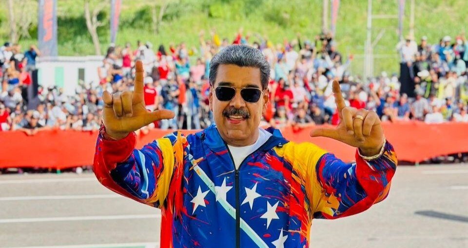 Venezuelan President Nicolas Maduro wearing sunglasses during a political rally in Caracas on Saturday, May 8, 2024. Photo: X/@JacquelinePSUV.