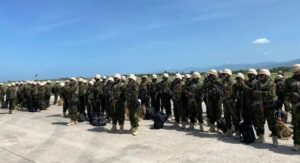 The arrival of the first 400 police officers of the Kenyan forces in Haiti. Photo: Haïti Liberté.