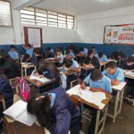 Venezuelan middle school students in a classroom. Photo: File photo.