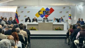 The authorities of Venezuela's National Electoral Council presiding at the ceremony where the signing of the anti-guarimbas agreements took place in Caracas on Thursday, June 20, 2024. Photo: Venezuela News.