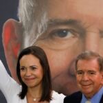 Far-right Venezuelan politician María Corina Machado (left) and opposition presidential candidate Edmundo González (right) at an electoral campaign event. File photo.
