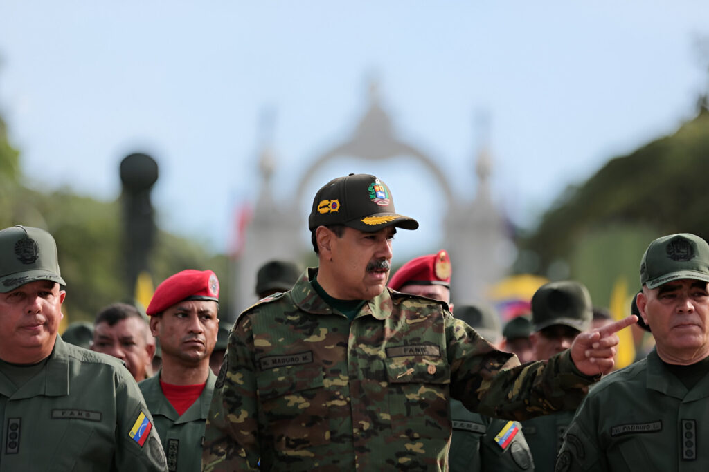 Venezuelan President Nicolás Maduro walking through the Carabobo Battle Memorial, escorted by Defense Minister Vladimir Padrino (right) near Valencia, Carabobo state on June 24, 2024. Photo: Presidential Press.