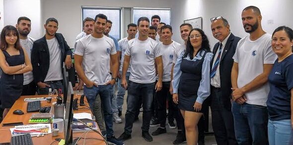 Development and production team of Transfermóvil. Photo: Resumen English.