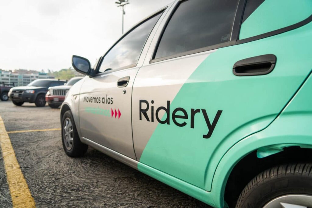 Car with the branding of Venezuelan ride-sharing app Ridery. File photo.