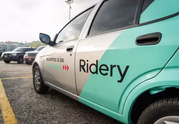 Car with the branding of Venezuelan ride-sharing app Ridery. File photo.
