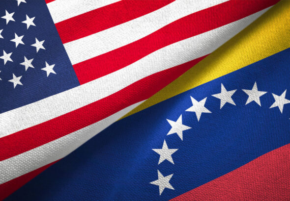 Flags of United States and Venezuela. Photo composition: Oleksii Liskonih/GettyImages.
