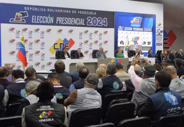 Venezuela's CNE executive board welcoming international electoral observers participating in the presidential elections to be held this Sunday. In Caracas on Friday, July 26, 2024. Photo: X/@cneesvzla.
