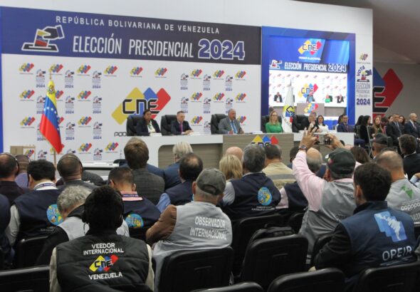 Venezuela's CNE executive board welcoming international electoral observers participating in the presidential elections to be held this Sunday. In Caracas on Friday, July 26, 2024. Photo: X/@cneesvzla.